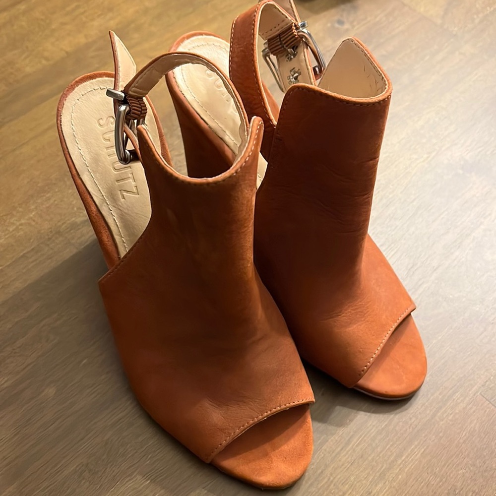 Schutz 7 wedge sling back wedge